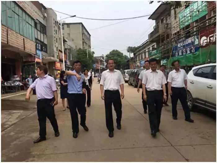 把握农字定盘星  做实强农“连心桥”——刘进喜在我省调研时强调推动农合联建设与日用杂品销售联动发展